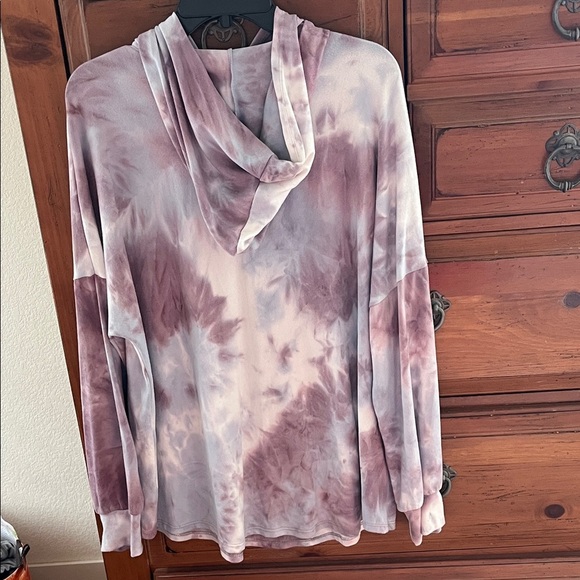 Lovely Melody Lavender Tie-Dye Hoodie Tunic - Picture 6 of 9
